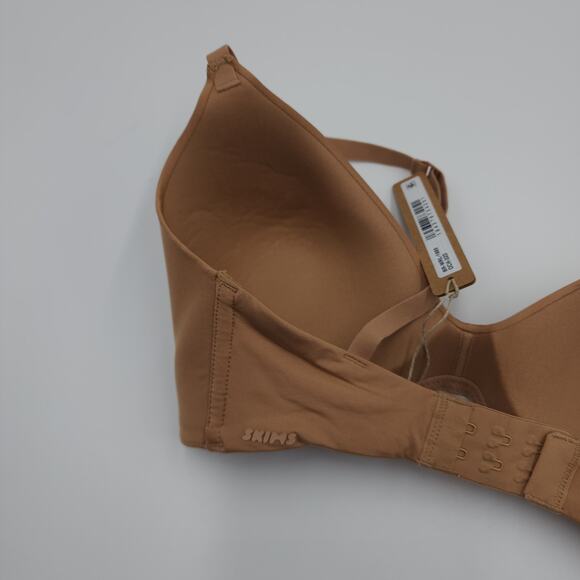 SKIMS Wireless Form T Shirt Demi Bra in Ochre Size 32D - Picture 6 of 9